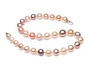 Buying Pearls for My Daughter