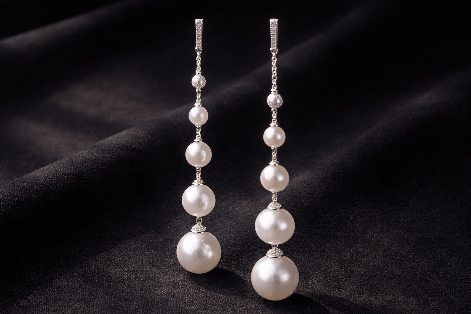 pearlsonly-blog-100-image-3-pearl - Dramatische lange Ohrhänger mit Perle - Perlen-Schmuck - pearlsonly