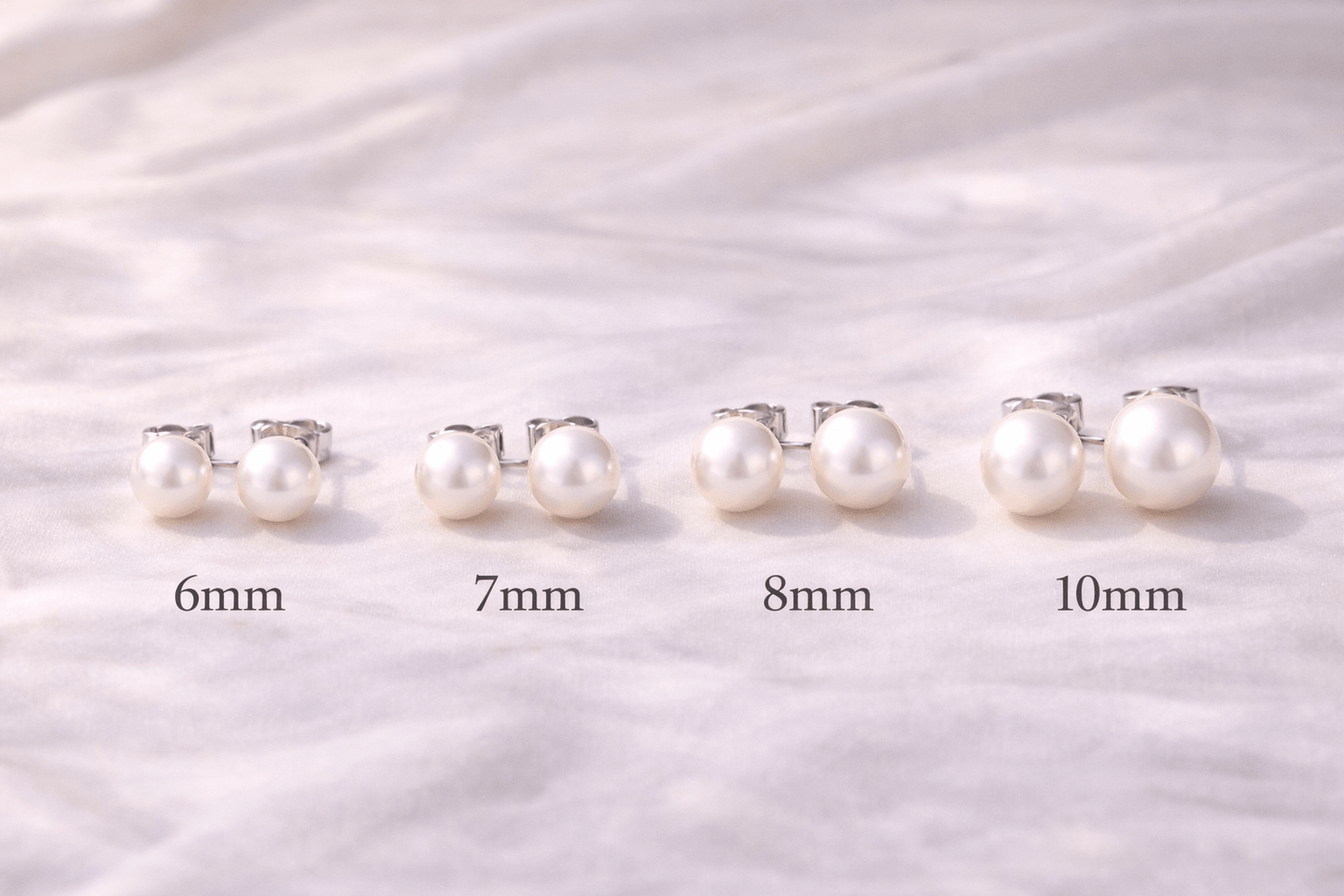 pearlsonly-blog-102-image-3-pearl - Die richtige Größe für deine Perlenohrstecker - Perlen-Schmuck - pearlsonly