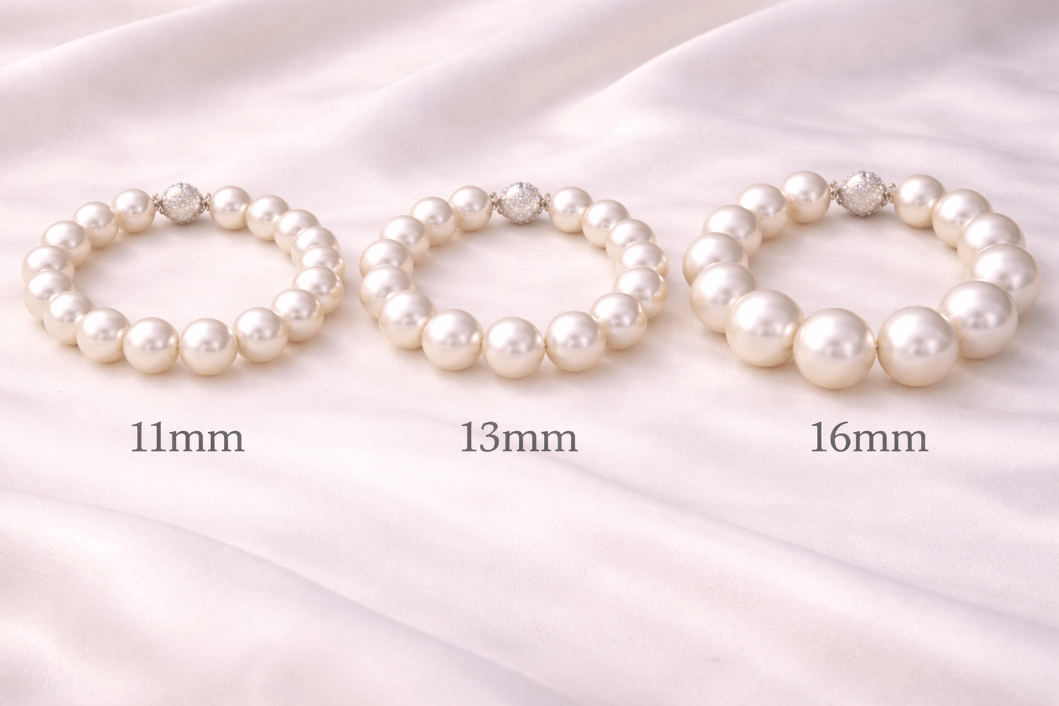 pearlsonly-blog-104-image-4-pearl - Größe ist bei South Sea-Armbändern entscheidend - Perlenschmuck - pearlsonly