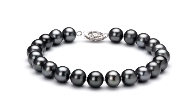 View Schwarzes Süßwasserperlenarmband collection